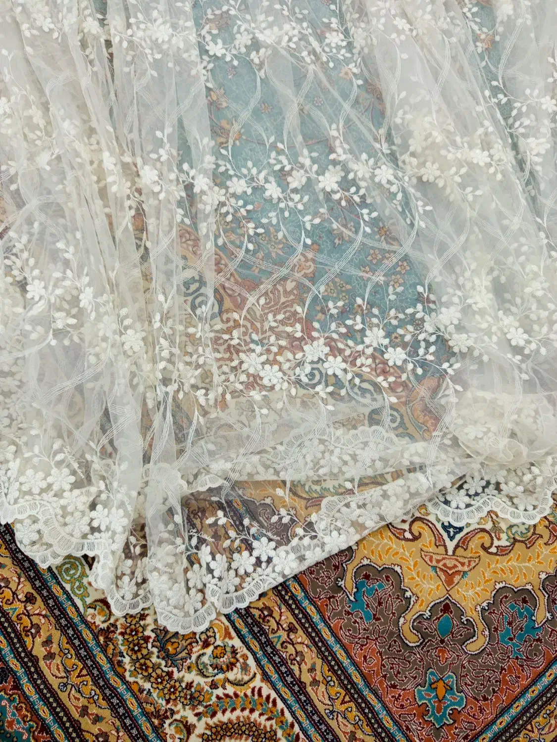 یک عدد پرده توری زیبا|پرده، رانر، رومیزی|صفادشت, |دیوار