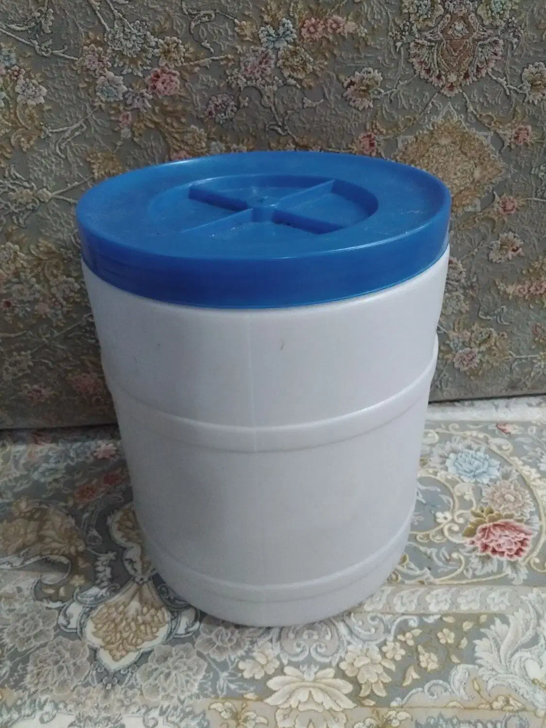 دبه پلاستیکی برای ترشی|ظروف نگهدارنده، پلاستیکی، یک‌بارمصرف|قم, شهرک مهدیه (مدرس)|دیوار
