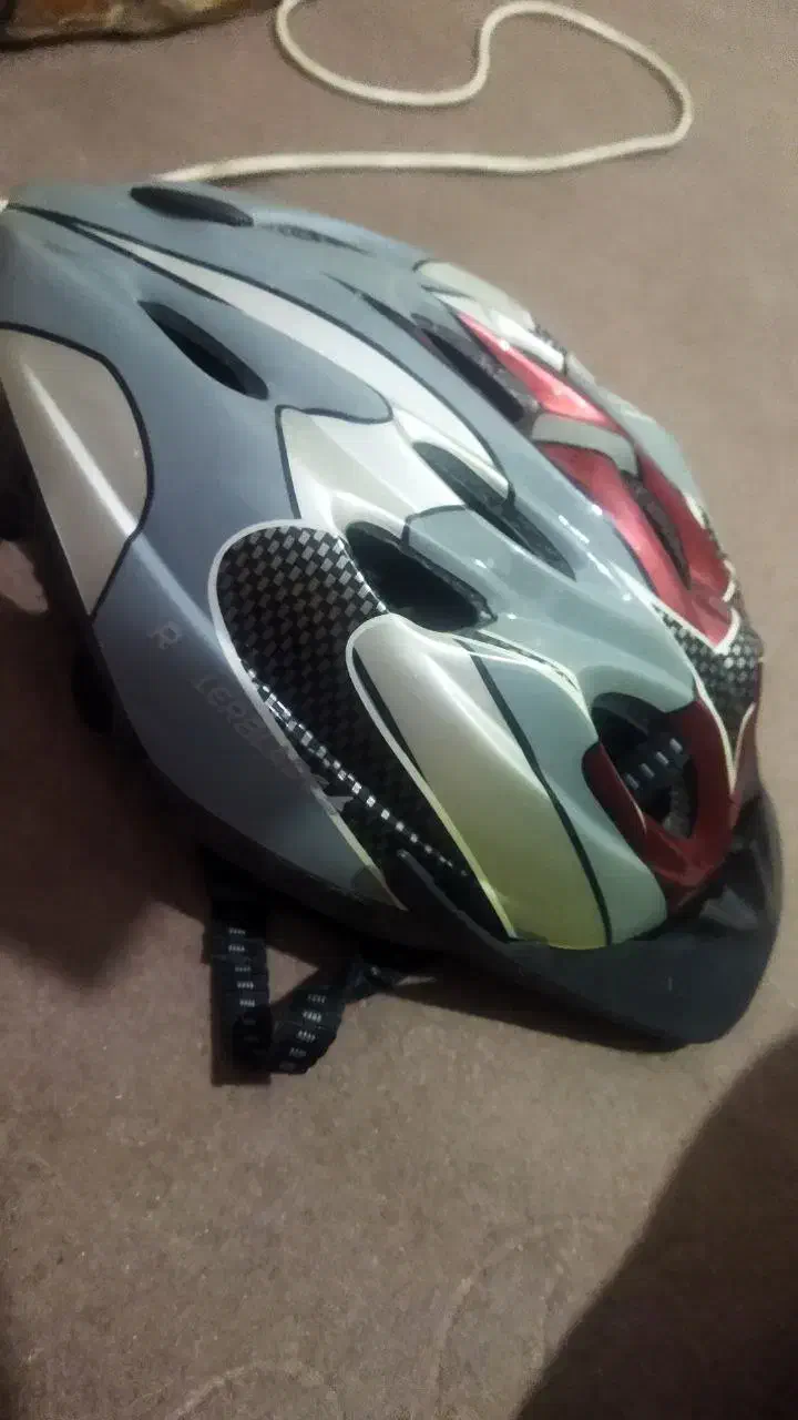 کلاه اسکیت دوچرخه سواری|دوچرخه، اسکیت، اسکوتر|میانه, |دیوار