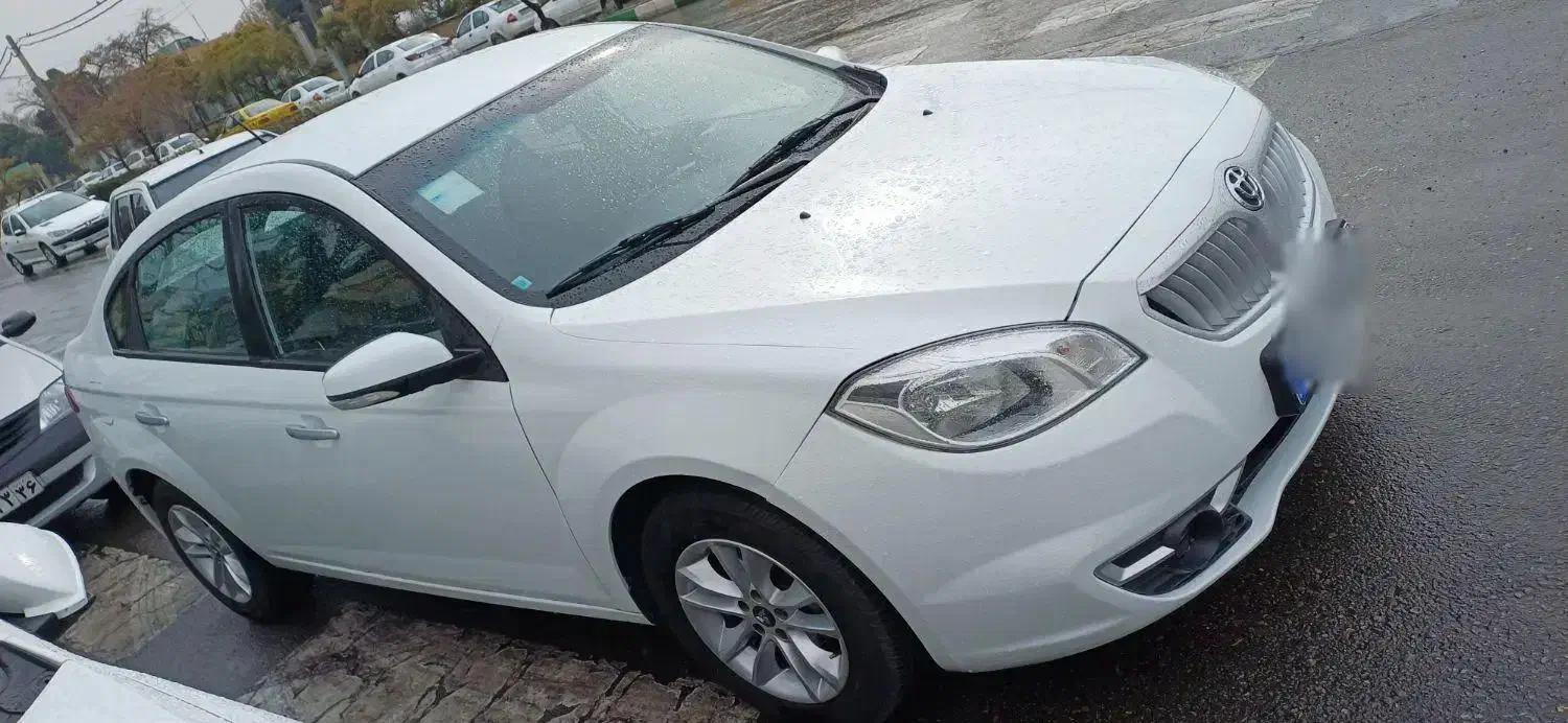 برلیانس ۳۳۰ متور ۱۶۵۰ مدل ۹۷ بدون رنگ دنده کم کار|خودرو سواری و وانت|مشهد, رستگار|دیوار