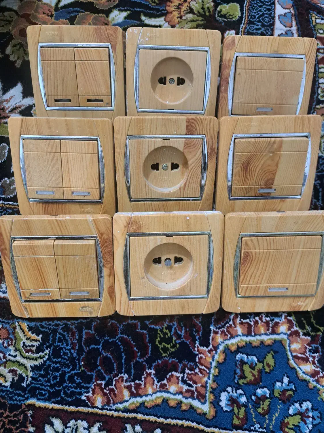 کلید و پریز دست دوم|مصالح و تجهیزات ساختمان|دهدشت, |دیوار