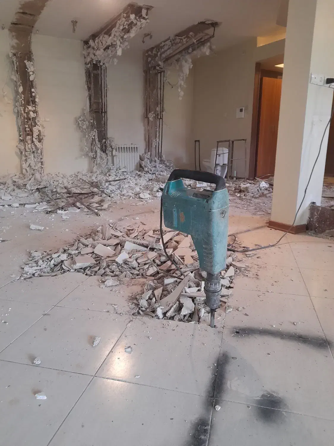 دریل تخریب پیکور حمل نخاله همه نقاط شیراز|خدمات پیشه و مهارت|شیراز, فرهنگ شهر|دیوار