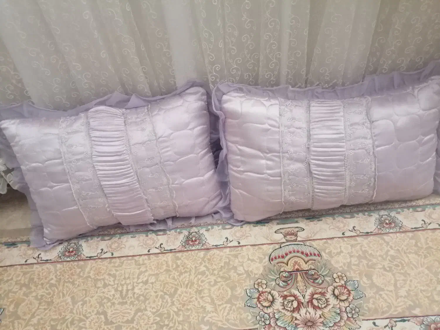 بالشت|رختخواب، بالش، پتو|بیرجند, |دیوار