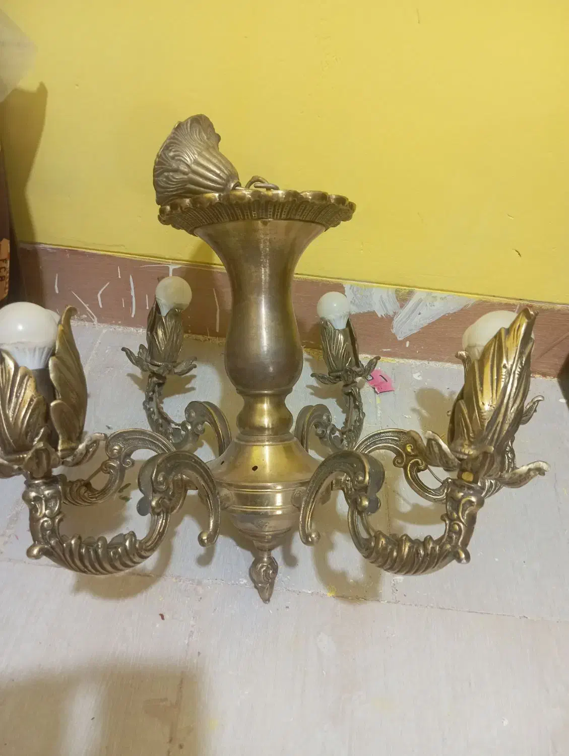 لوستر برنجی درحدمو|لوستر و چراغ آویز|اصفهان, قائمیه|دیوار