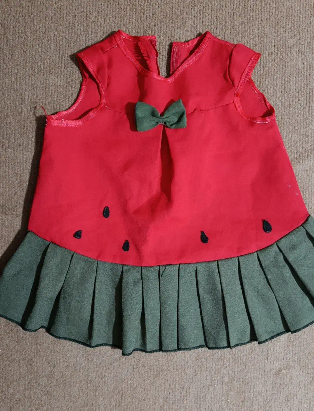 لباس چله|کفش و لباس بچه|اهر, |دیوار