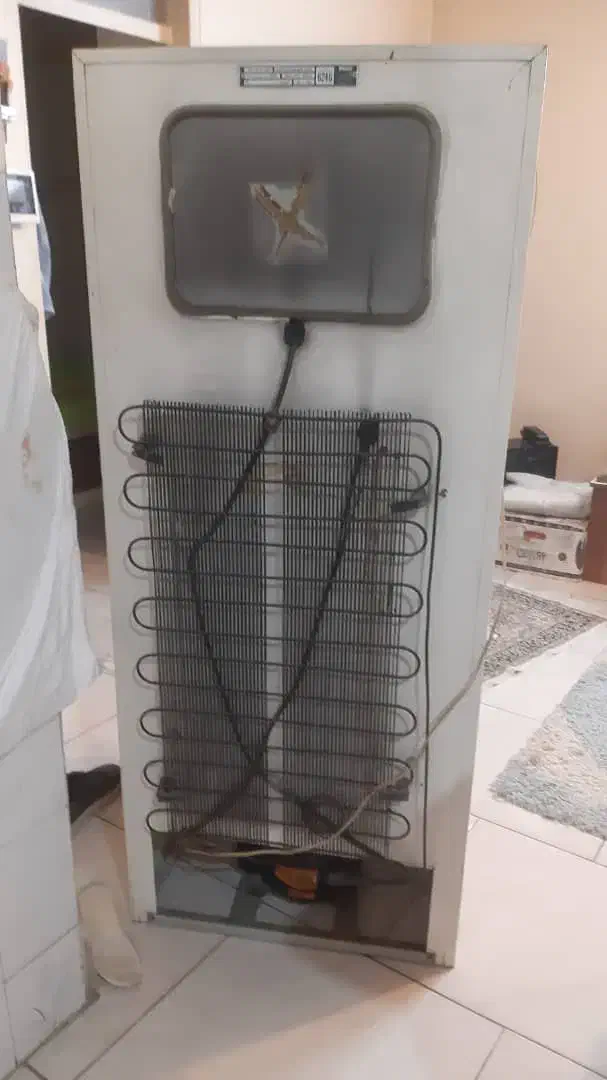 یخچال ارج کاملا سالم|یخچال و فریزر|تهران, خواجه نظام الملک|دیوار