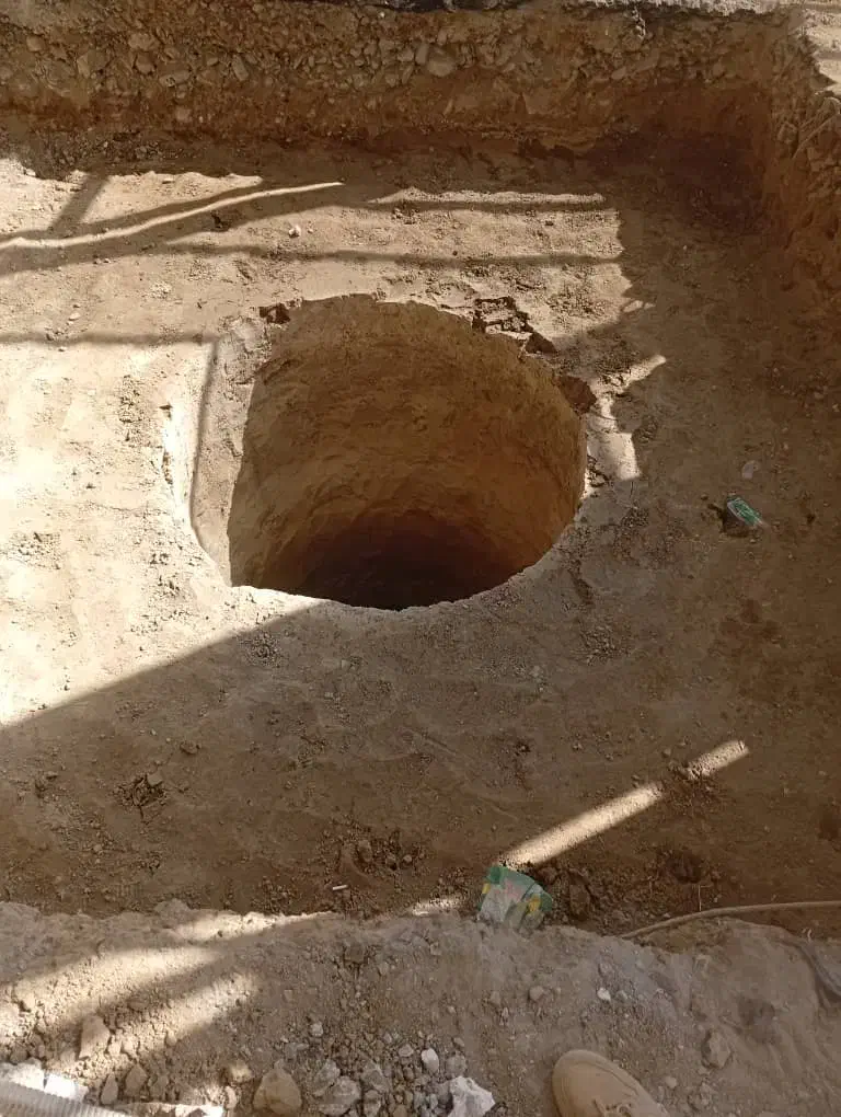 چاه کنی وتخریب ساختمان|خدمات پیشه و مهارت|سلماس, |دیوار