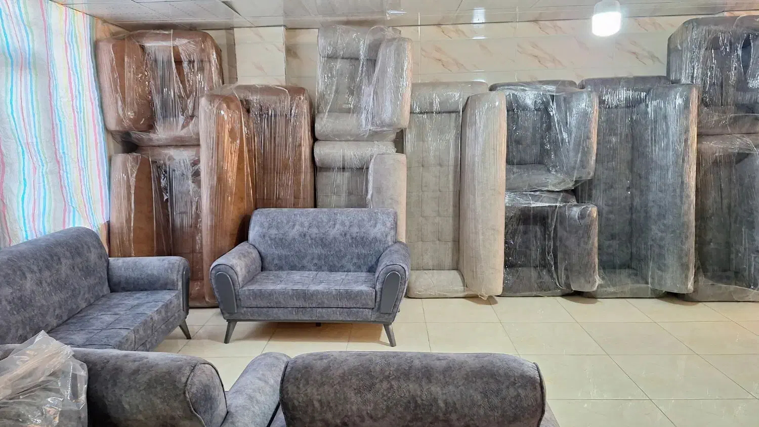 ارزان سرا مبل|مبلمان خانگی و میز عسلی|قروه, |دیوار