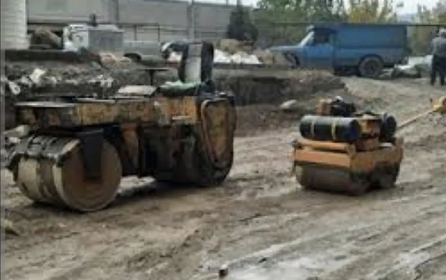 کرایه دادن غلطک کوبیدن زیرسازی کف فنداسیون بتن|ماشینآلات صنعتی|احمدآبادمستوفی, |دیوار