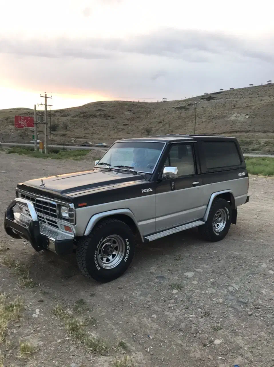 پاترول دو در  نقره‌ای و مشکی|خودرو سواری و وانت|اردبیل, |دیوار