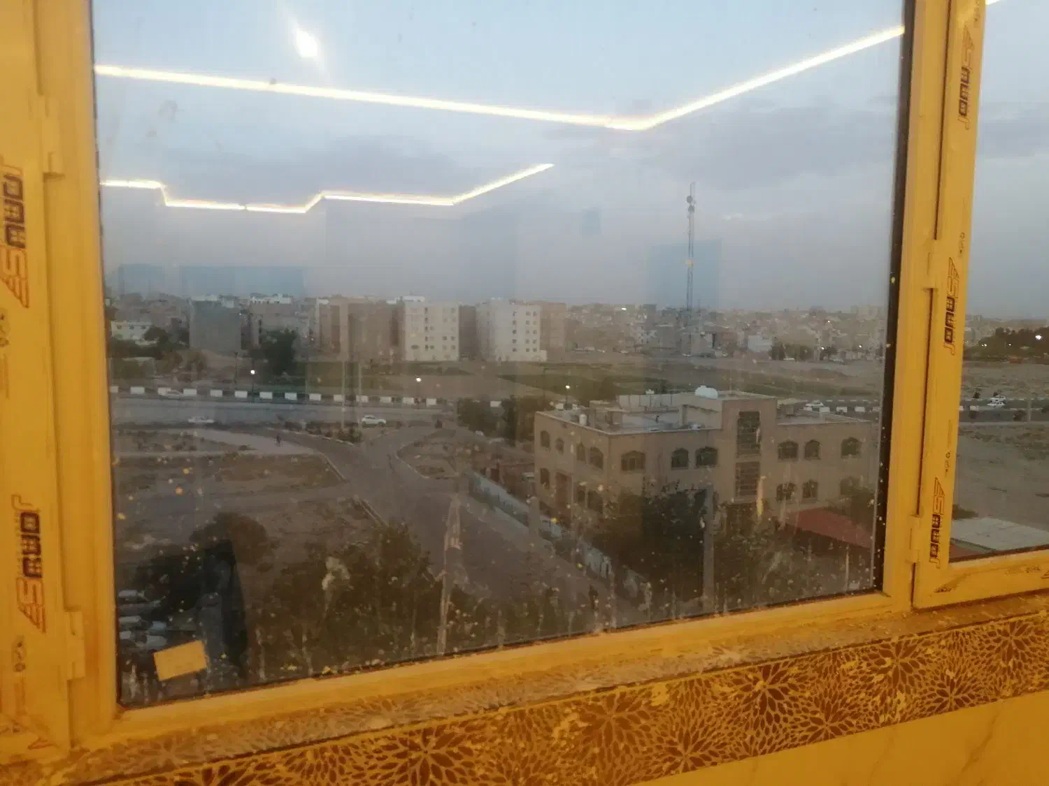 اجاره آپارتمان 100 متری نوساز|اجارهٔ آپارتمان|اسلام‌شهر, شهرک سعیدیه|دیوار