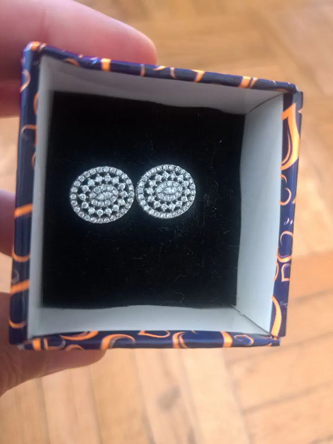 پلاک نقره و گوشواره نقره|جواهرات|تهران, میرداماد|دیوار