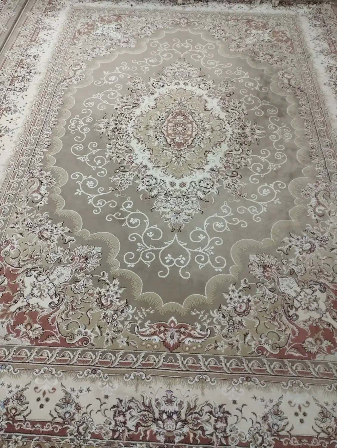 فرش ۹ متری کاشان ۷۰۰ شانه ۱۲۰۰ تراکم|فرش|کرج, اسدآباد|دیوار