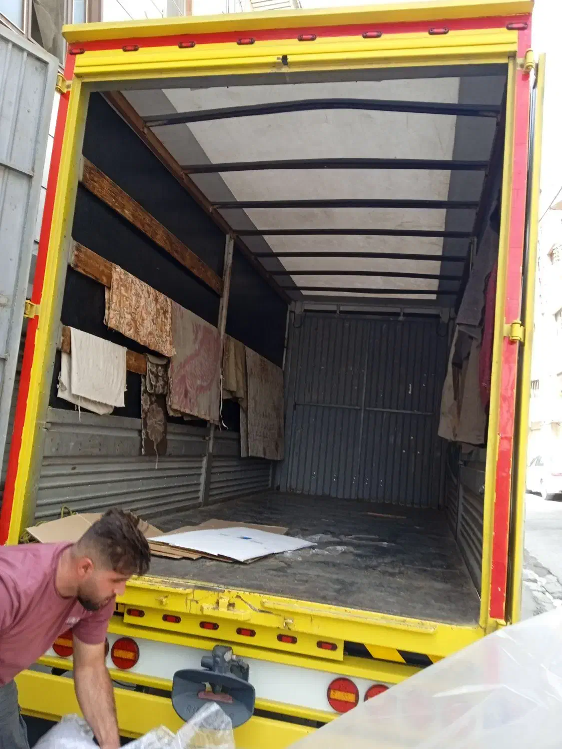 حمل ونقل اسباب اثاثیه منزل تضمینی|خدمات حمل و نقل|بروجرد, |دیوار