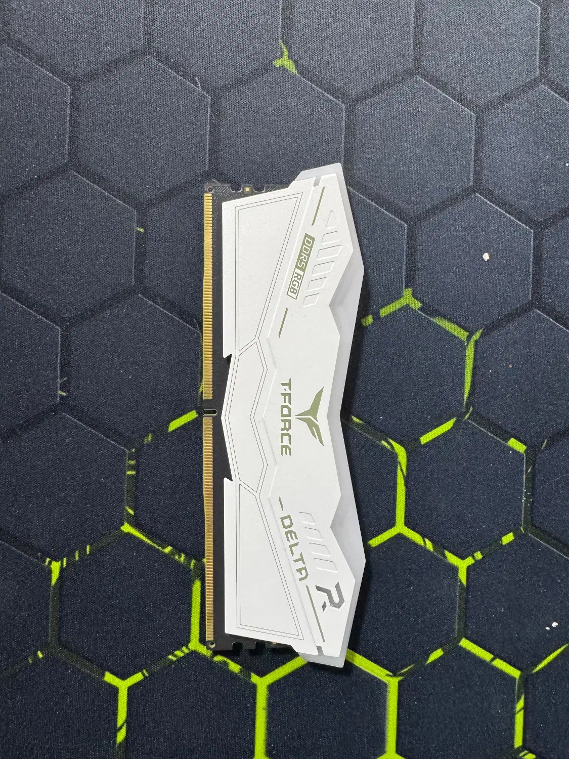 رم ۱۶ گیگ باس ۶۰۰۰|قطعات و لوازم جانبی رایانه|گرگان, |دیوار