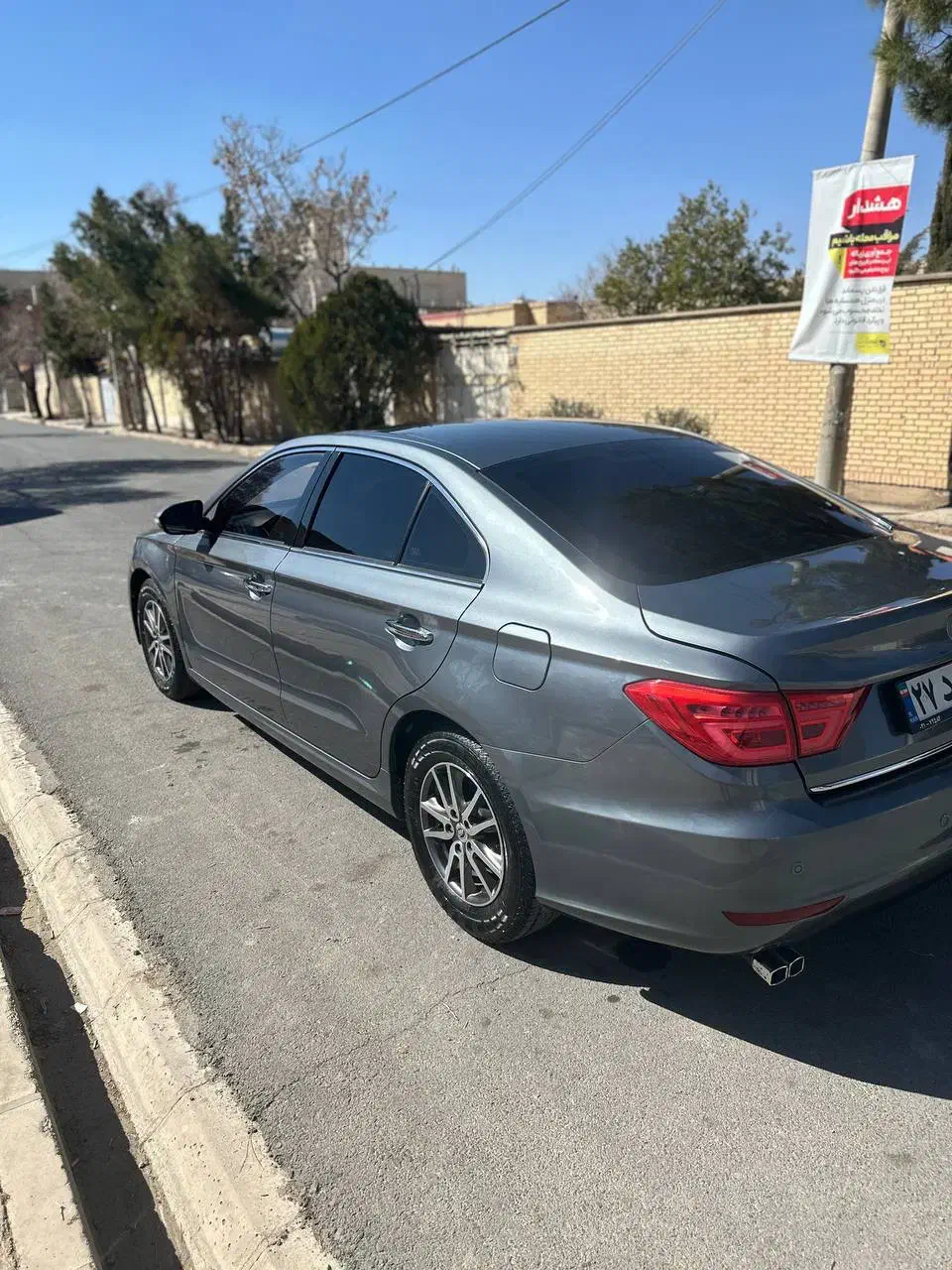 لیفان ۸۲۰ مدل ۹۷ رنگ خاکستری|خودرو سواری و وانت|اصفهان, وحید|دیوار