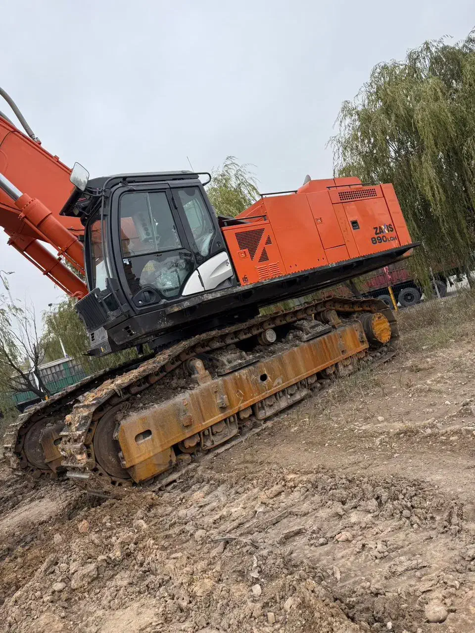 بیل مکانیکی سنگین هیتاچی ۸۹۰|خودرو سنگین|تهران, سعادتآباد|دیوار