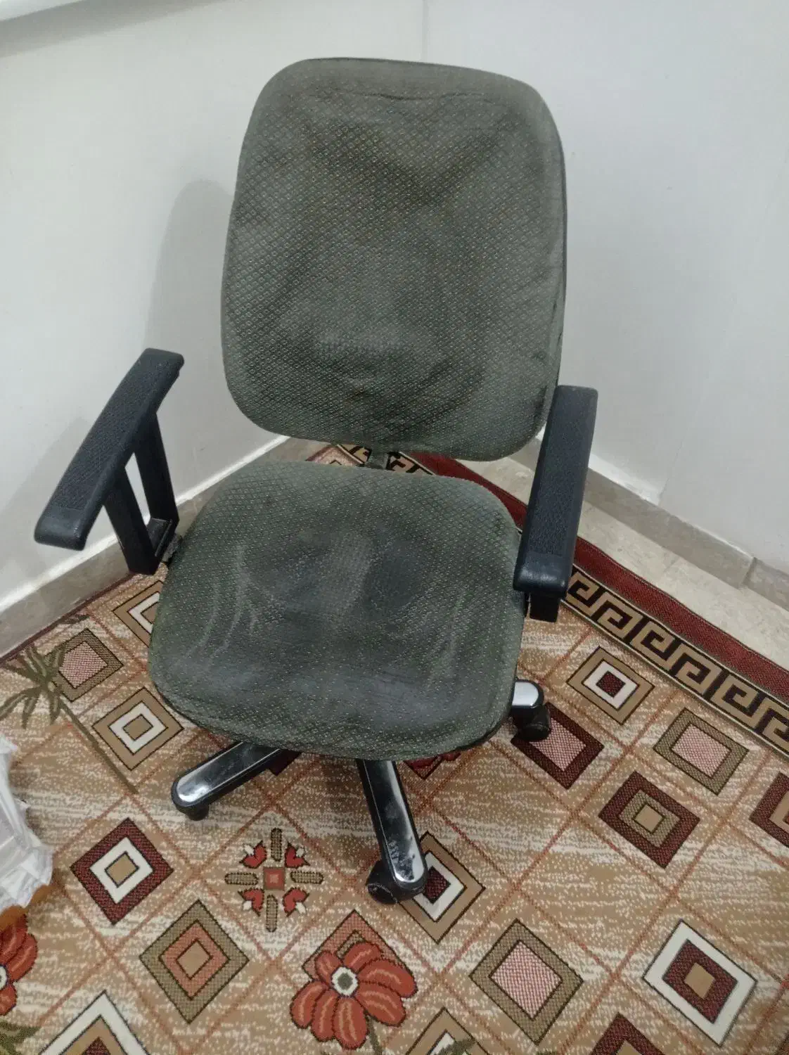 صندلی|صندلی و نیمکت|تبریز, |دیوار