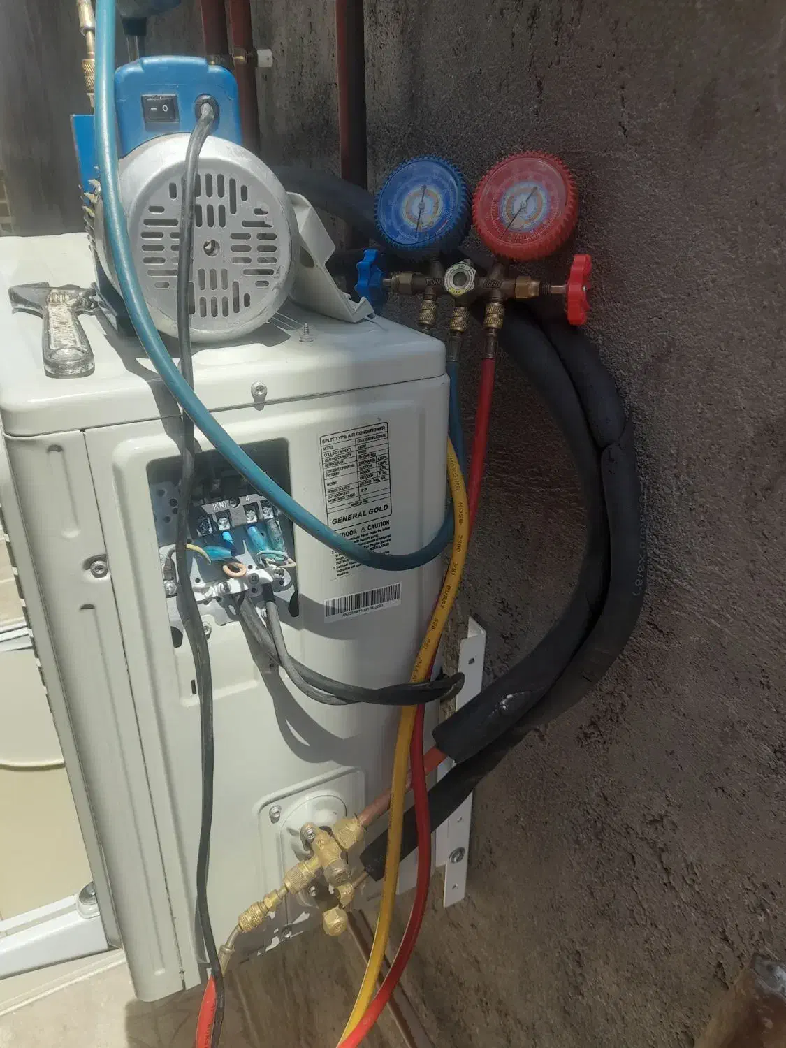 نصب کولرکازی وشارژ کولر بازبسته کردن|خدمات پیشه و مهارت|میانه, |دیوار