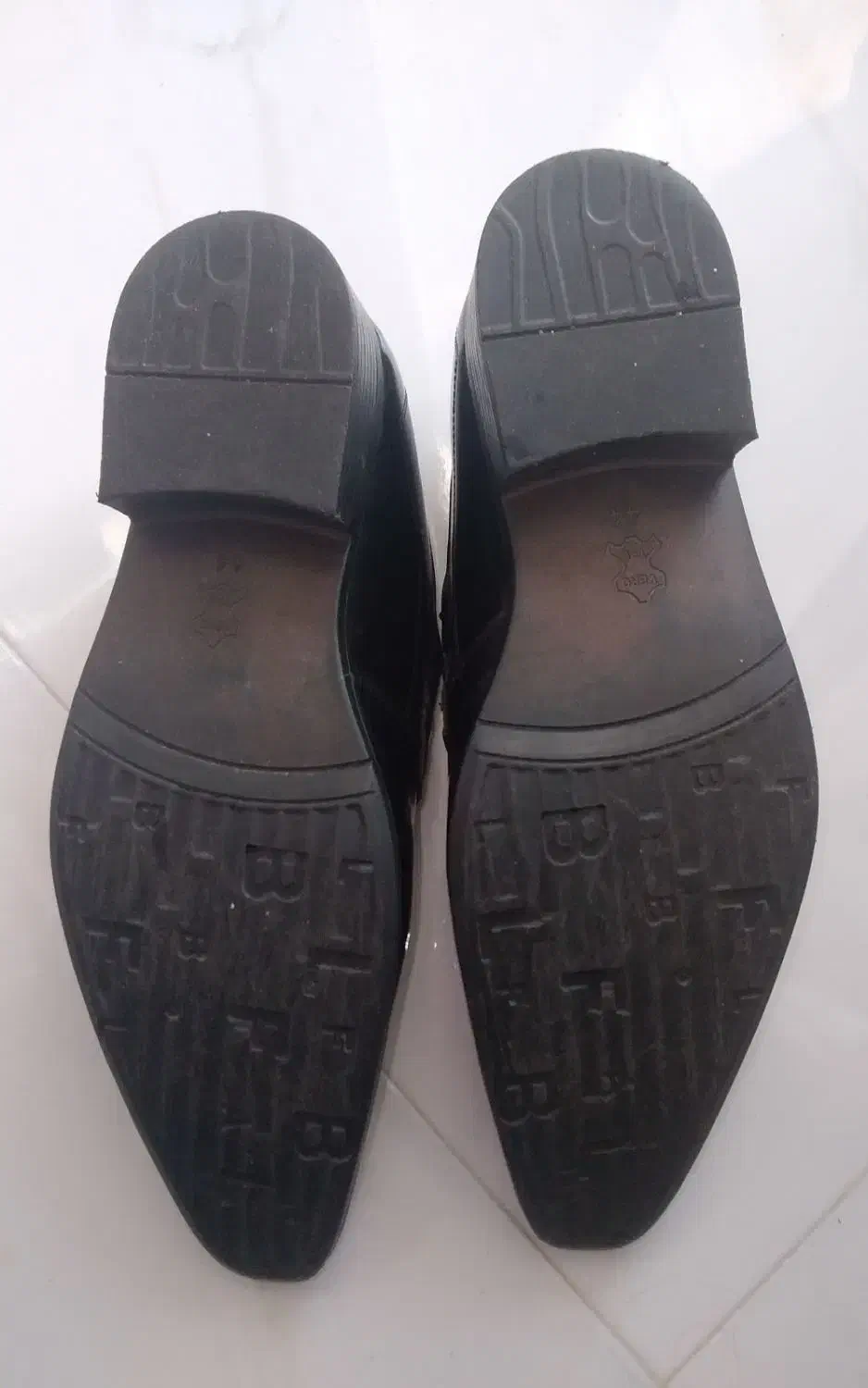 کفش مجلسی مردانه کاملاً نو چرم براق مشکی سایز ۴۴|کیف، کفش، کمربند|پردیس, سیاه سنگ|دیوار