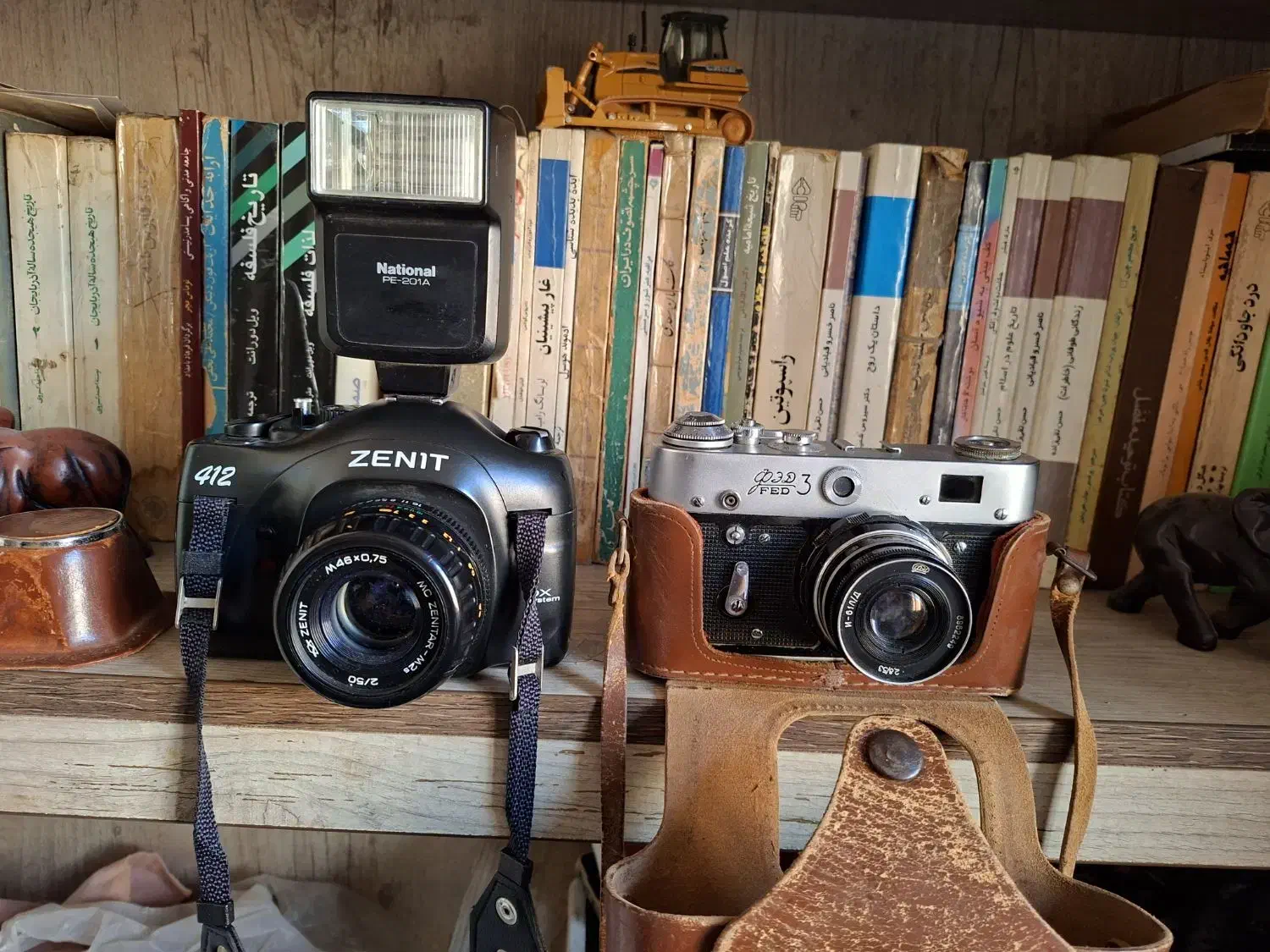 دوربین قدیمی آنتیک و کلکسیونی|دوربین عکاسی و فیلم‌برداری|تهران, آهنگ|دیوار