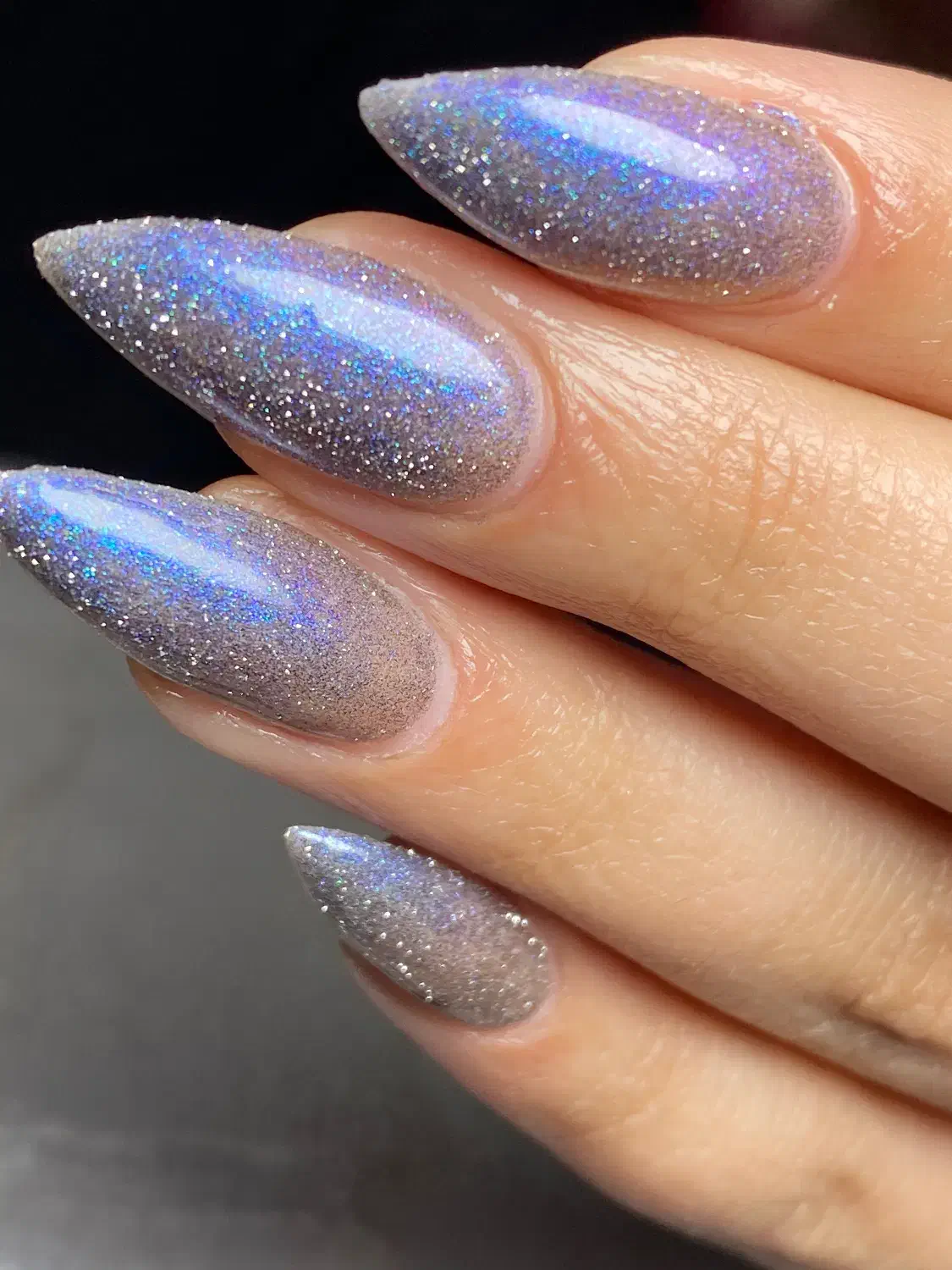 کاشت ناخن|خدمات آرایشگری و زیبایی|الیگودرز, |دیوار