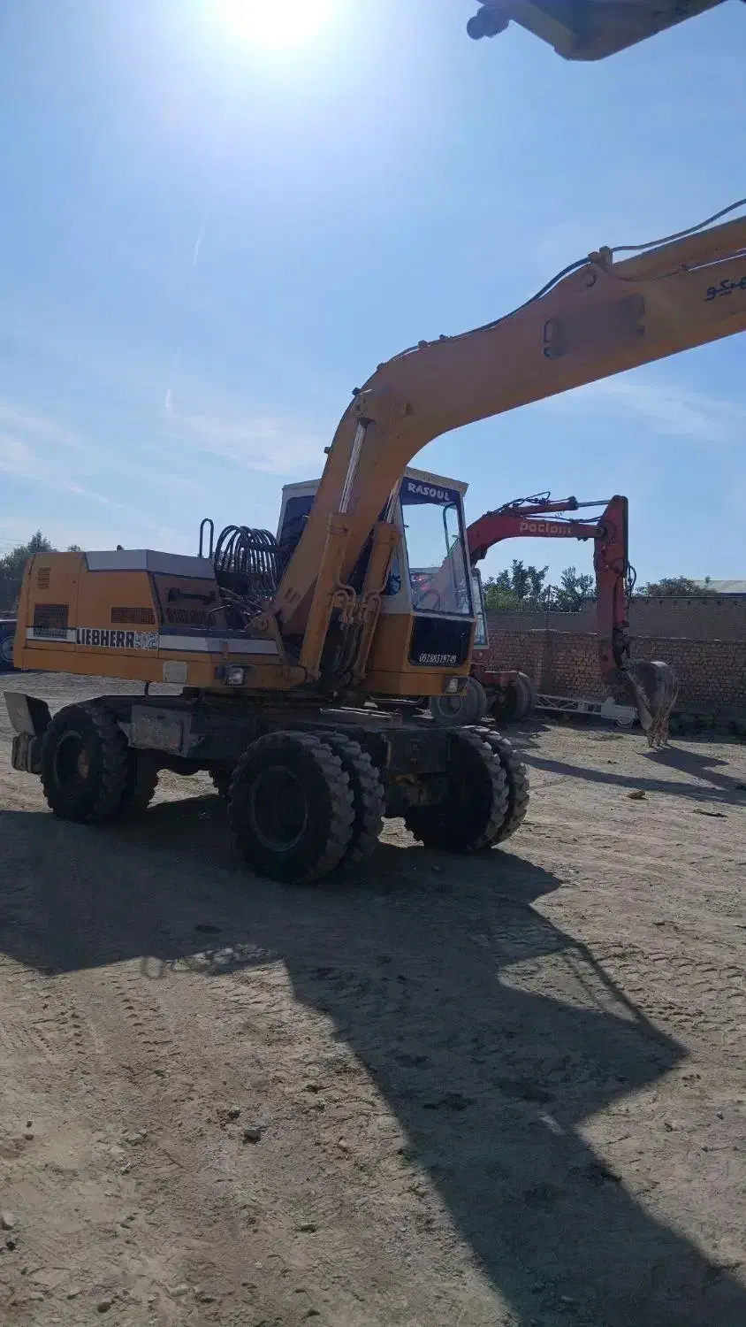 بیل لاستیکی ۹۱۲|خودرو سنگین|تهران, بهارستان|دیوار