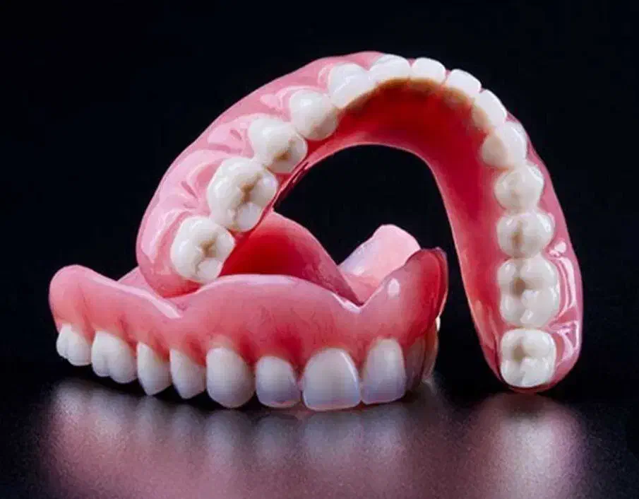 ساخت پروتز متحرک دندان|استخدام درمانی، زیبایی، بهداشتی|بوشهر, |دیوار