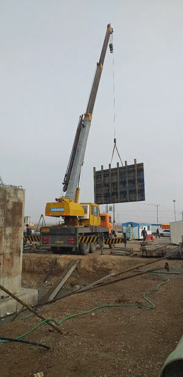 پیمانکاری و اجرای ساختمان با قرارداد رسمی|خدمات پیشه و مهارت|اردکان, |دیوار