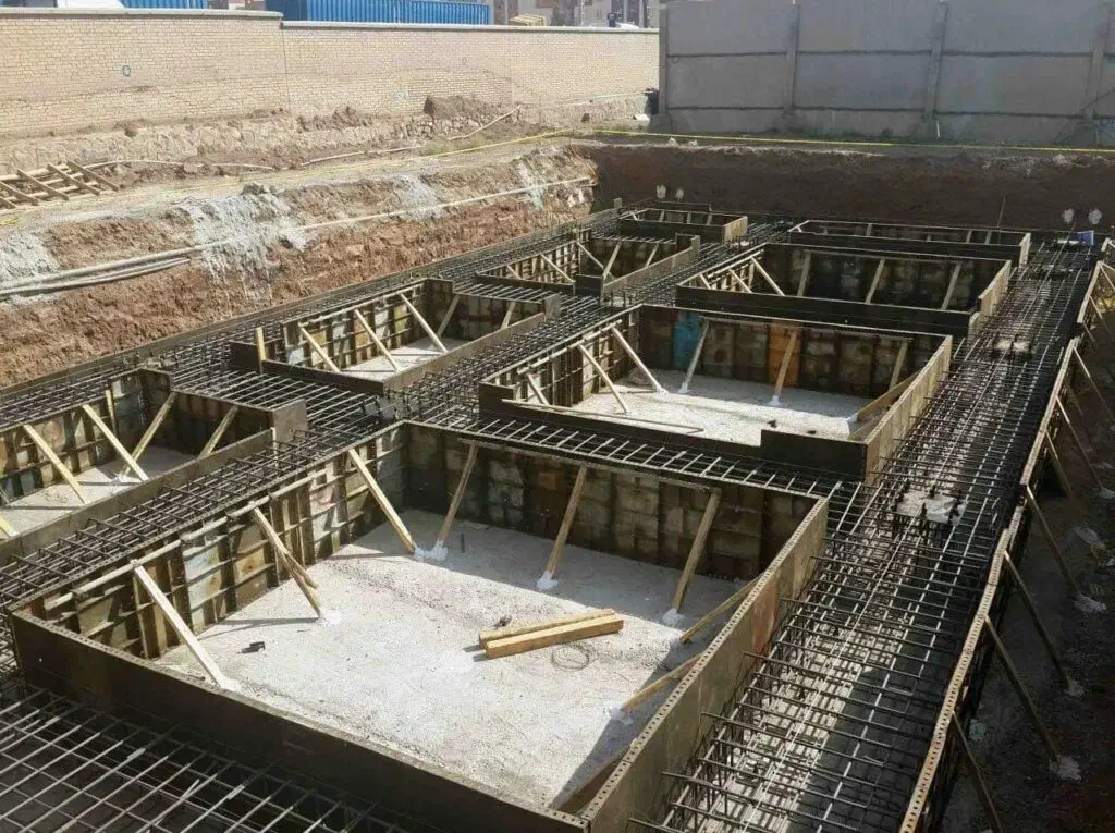 قالب بندی سقف کمبزیت آلماتور بندی. دیوار هایر|خدمات پیشه و مهارت|مشهد, کارمندان دوم|دیوار