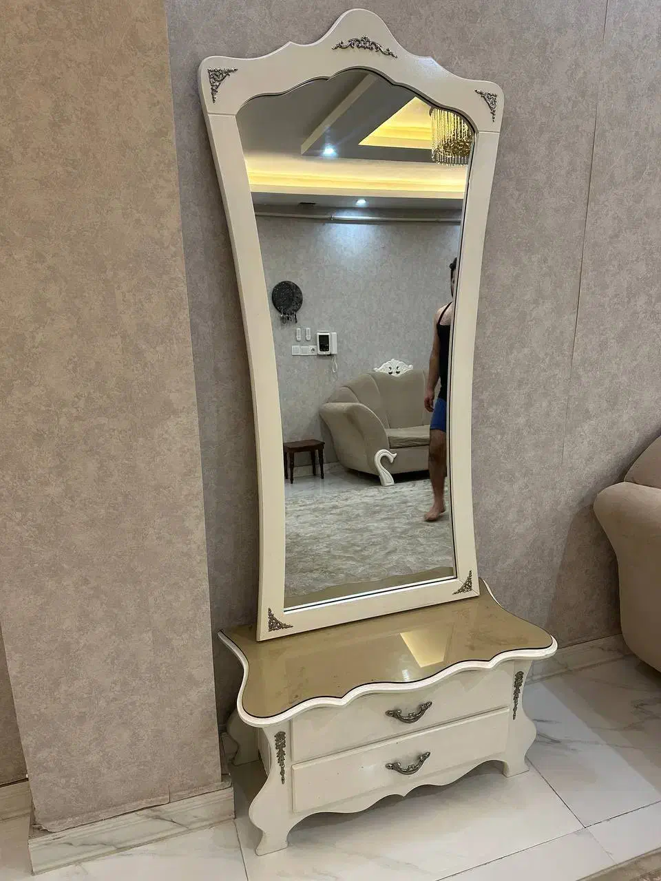 آینه کنسول|بوفه، ویترین، کنسول|رشت, فلسطین|دیوار