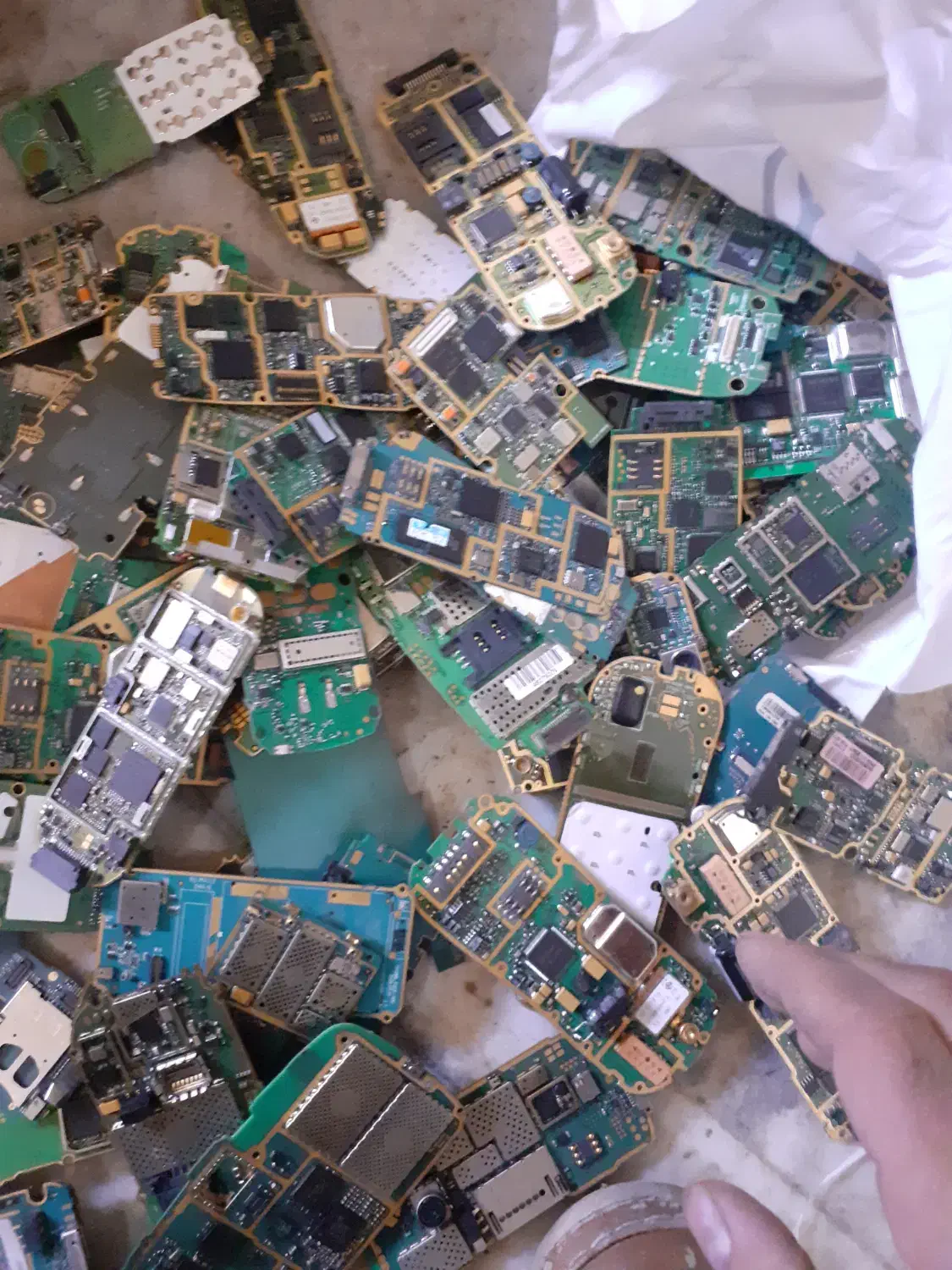 برد موبایل و برد سبز|لوازم جانبی موبایل و تبلت|همدان, |دیوار