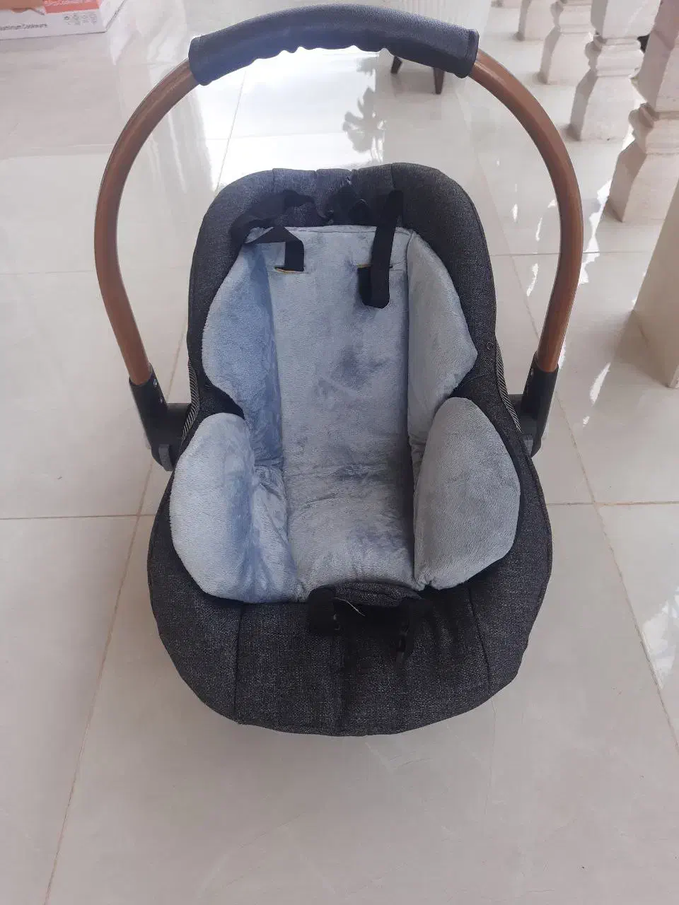 کریر کالسکه و روروئک دلیجان|کالسکه و لوازم جانبی|کیاشهر, |دیوار