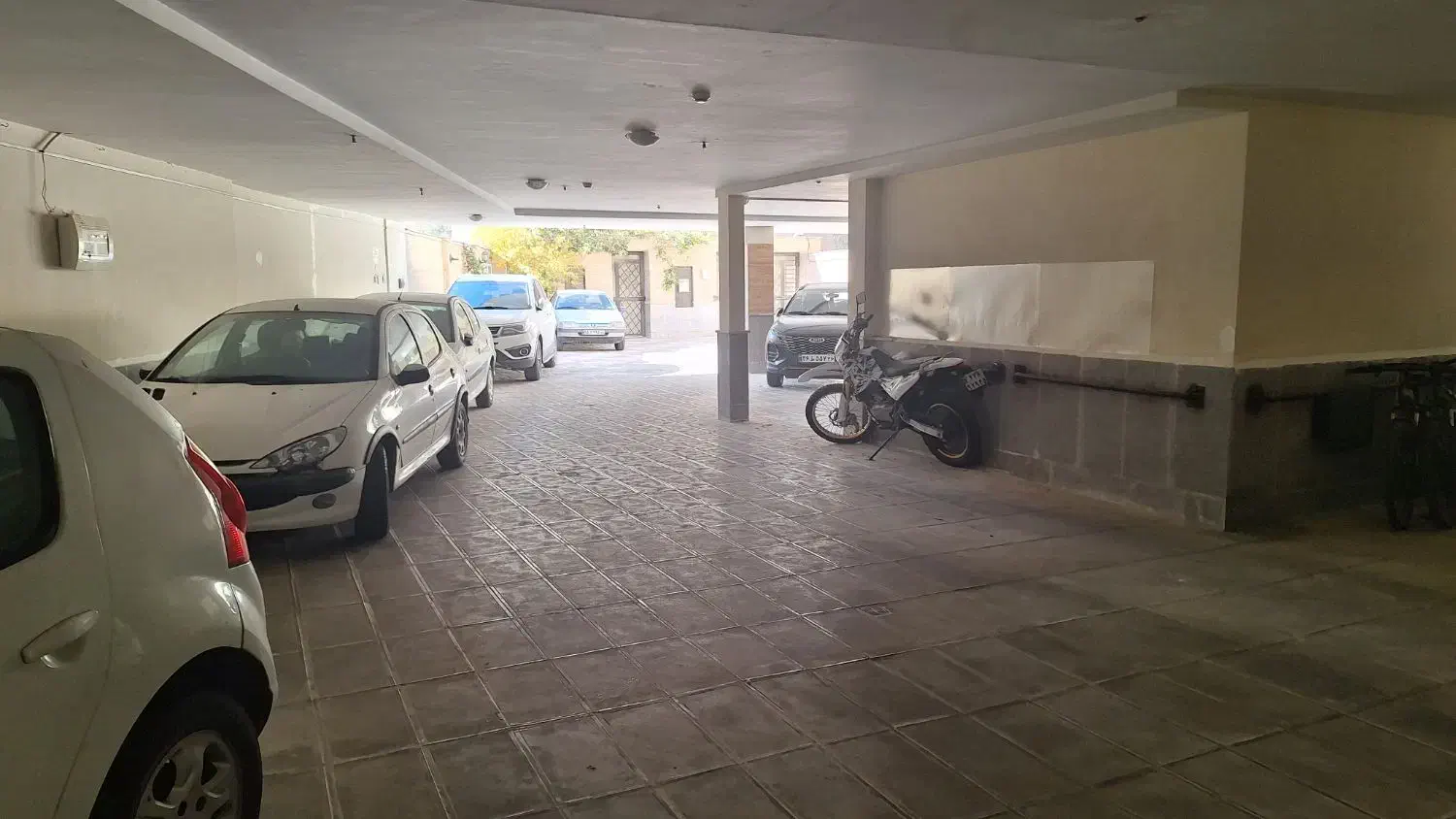 آپارتمان ۱۲۵ متری اوایل سرافرازان|فروش آپارتمان|مشهد, چهارچشمه|دیوار