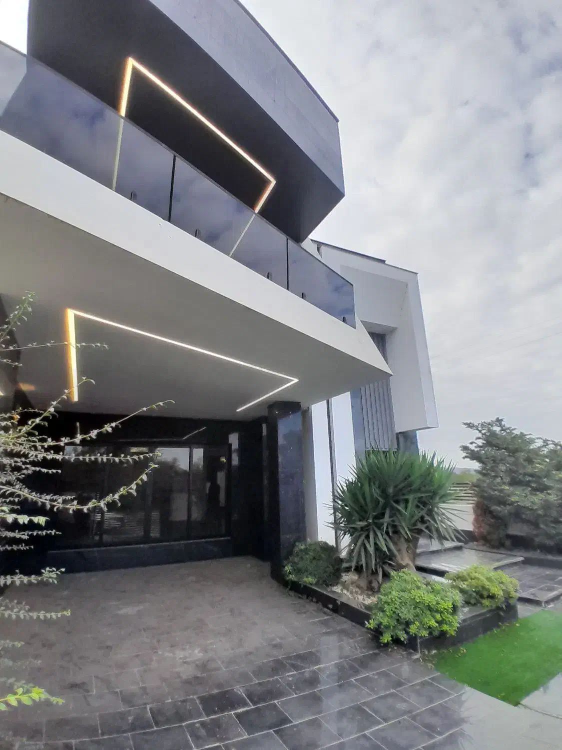 ویلا نوساز|فروش خانه و ویلا|امامزاده عبدالله, |دیوار