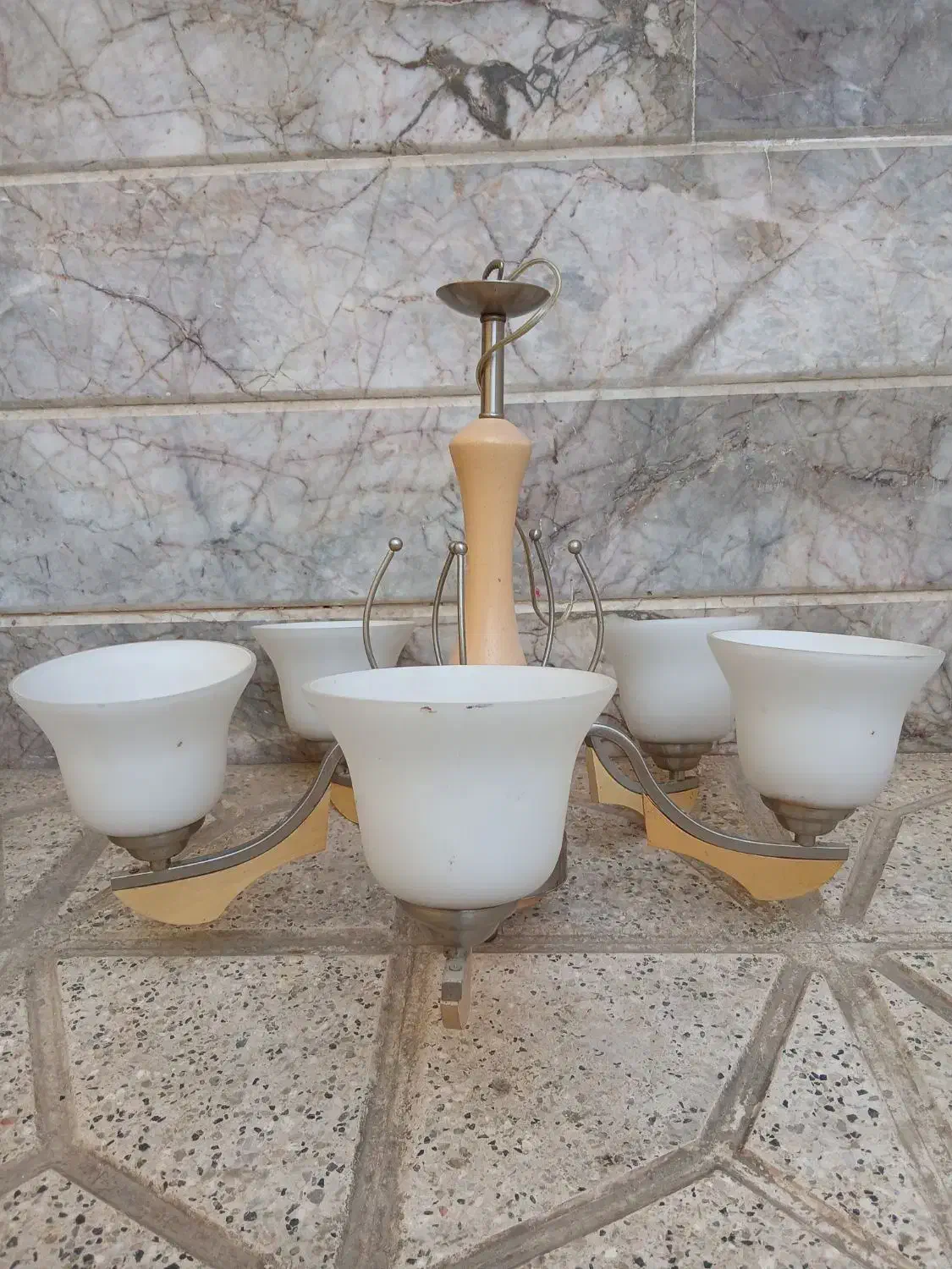 چراغ|لوستر و چراغ آویز|مشهد, کلاکوب|دیوار