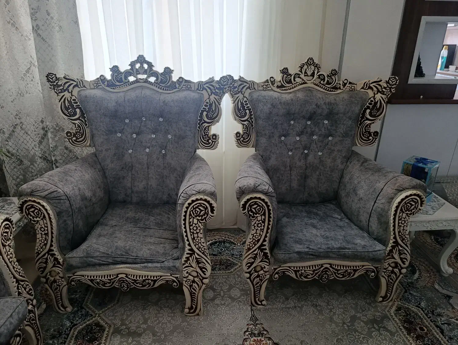 مبل هفت نفره|مبلمان خانگی و میز عسلی|پرند, فاز ۲|دیوار