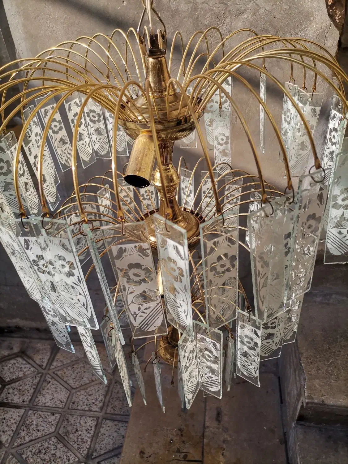 لوستر وزییبایی نورانی|لوستر و چراغ آویز|شیراز, شهرک سعدی|دیوار