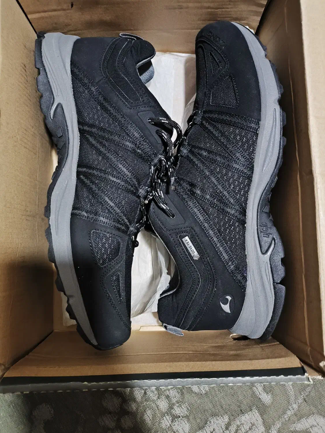 کتونی کوهنوردی سایز ۴۶ ۴۷|کیف، کفش، کمربند|تهران, حکیمیه|دیوار