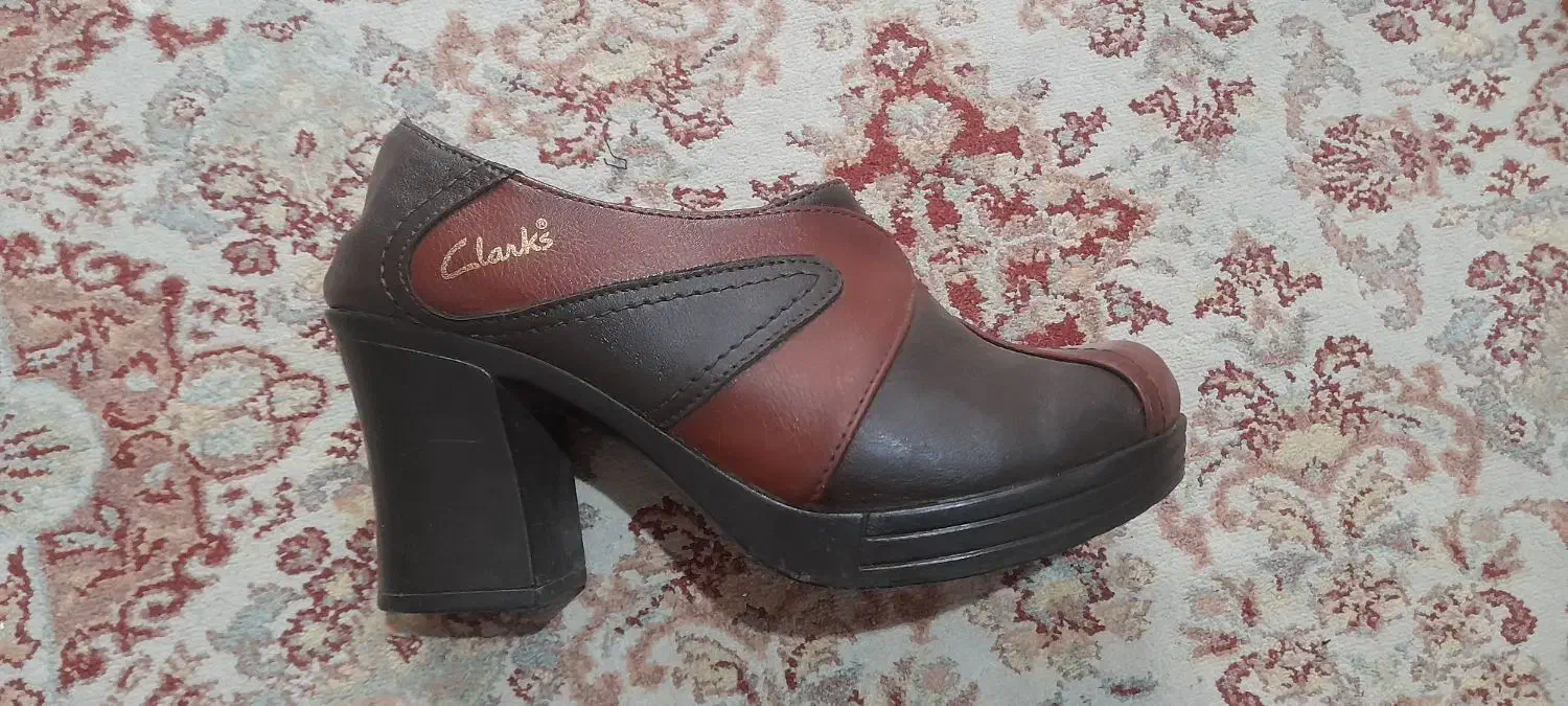 کفش چرم اصل|کیف، کفش، کمربند|رباط‌کریم, رباط‌کریم|دیوار