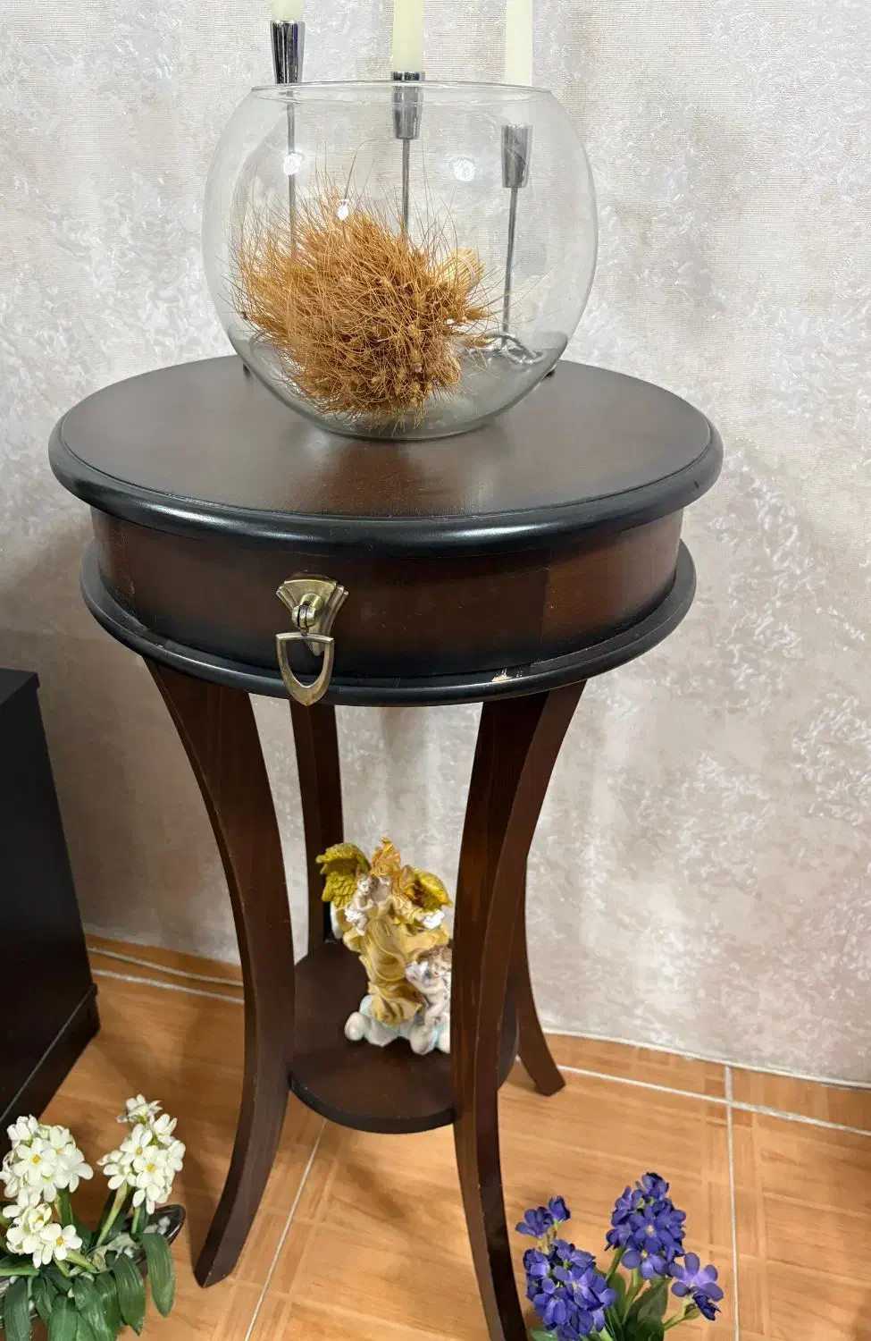 میز گرد|بوفه، ویترین، کنسول|آستارا, |دیوار