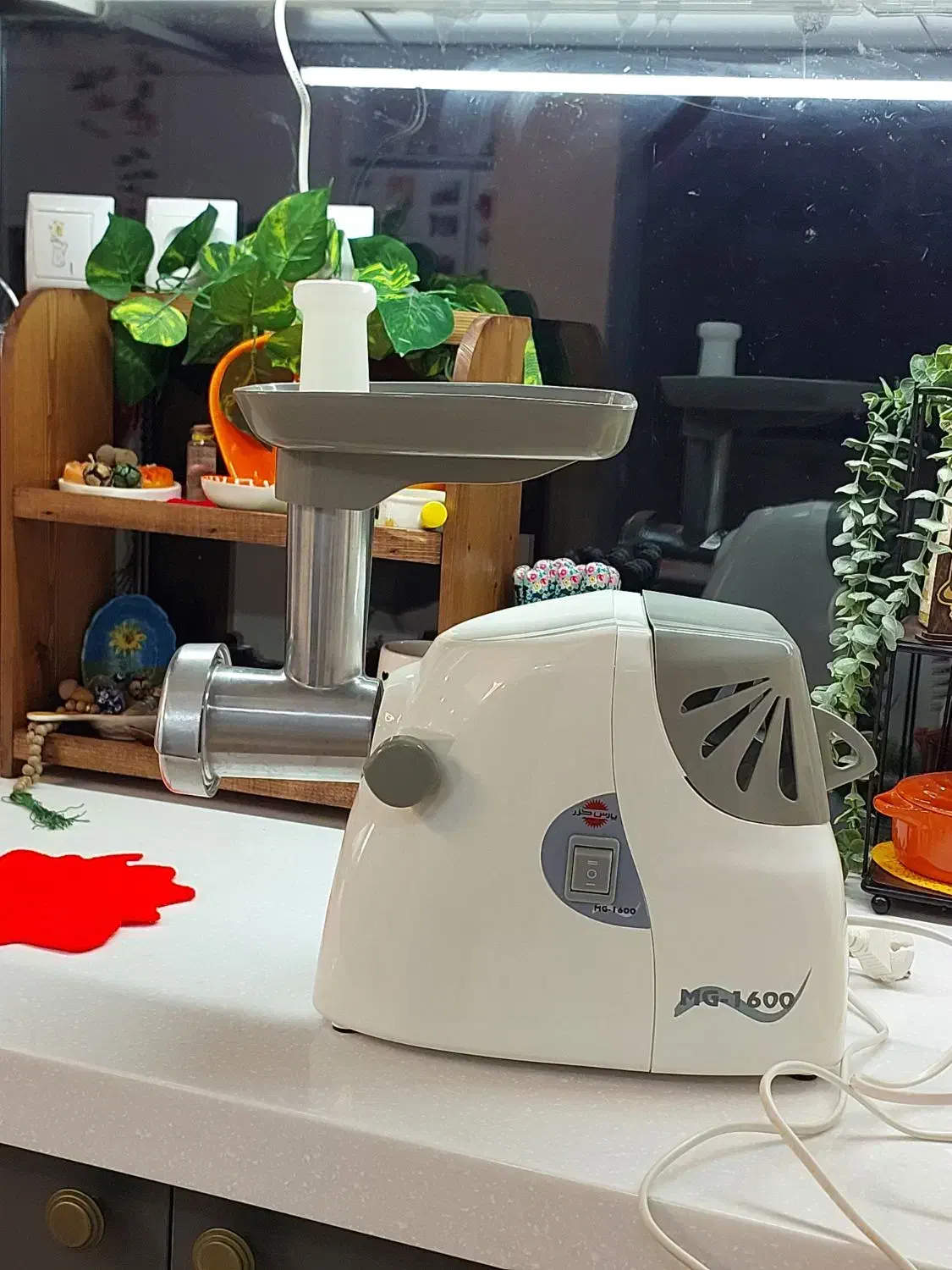 چرخ گوشت پارس خزر ۱۶۰۰ نو بدون کارکرد|سایر لوازم برقی|فریدونکنار, |دیوار