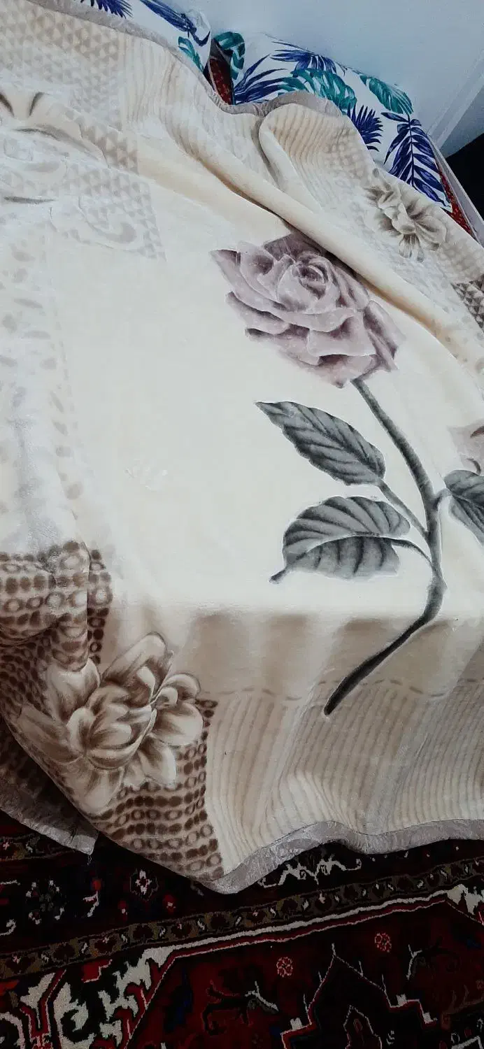 پتو روتختی|رختخواب، بالش، پتو|تبریز, |دیوار