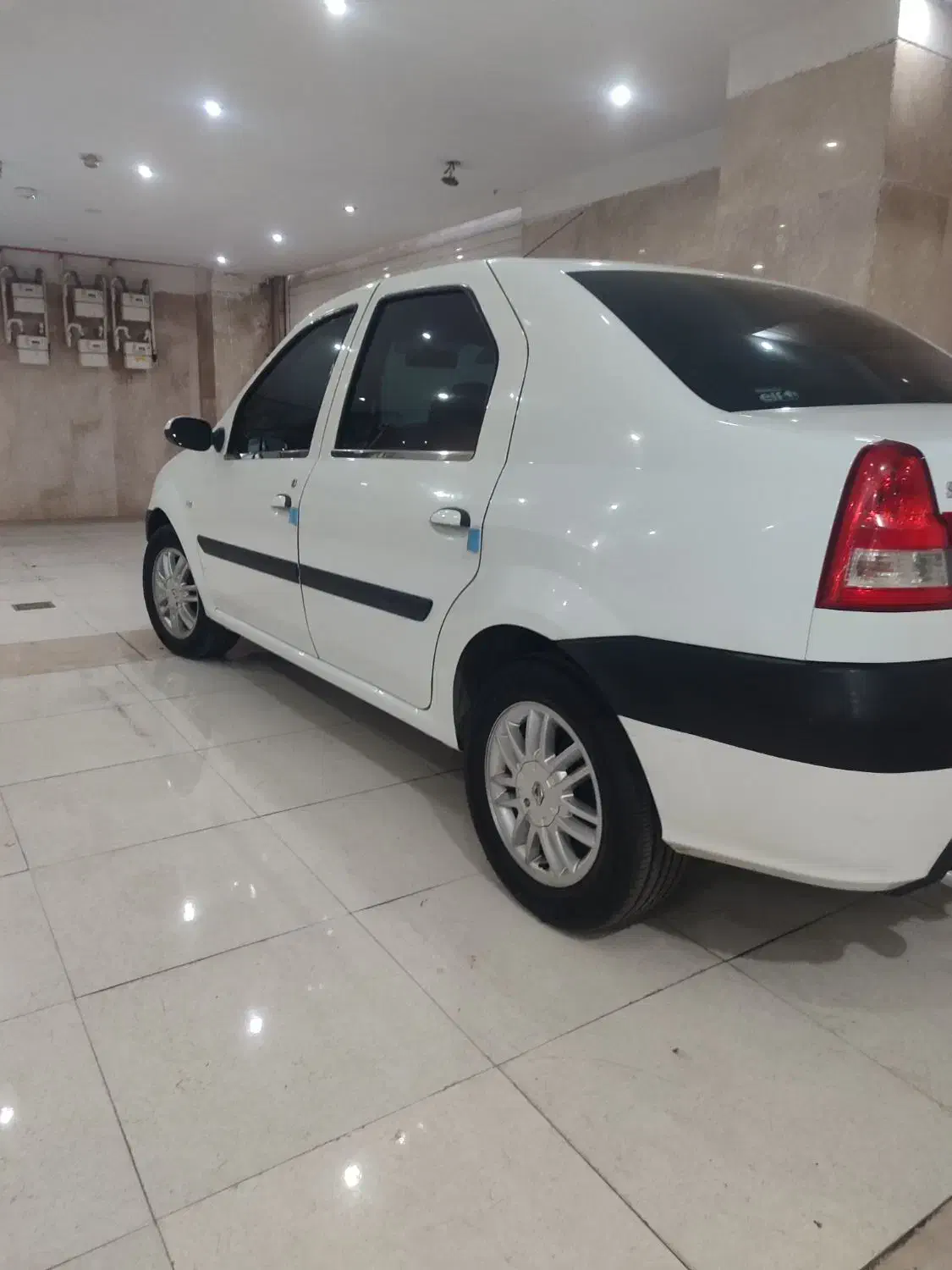 رنو پارس تندرمدل98فول بدون رنگ کم کار واقعی|خودرو سواری و وانت|اندیشه, شهرک کوثر|دیوار