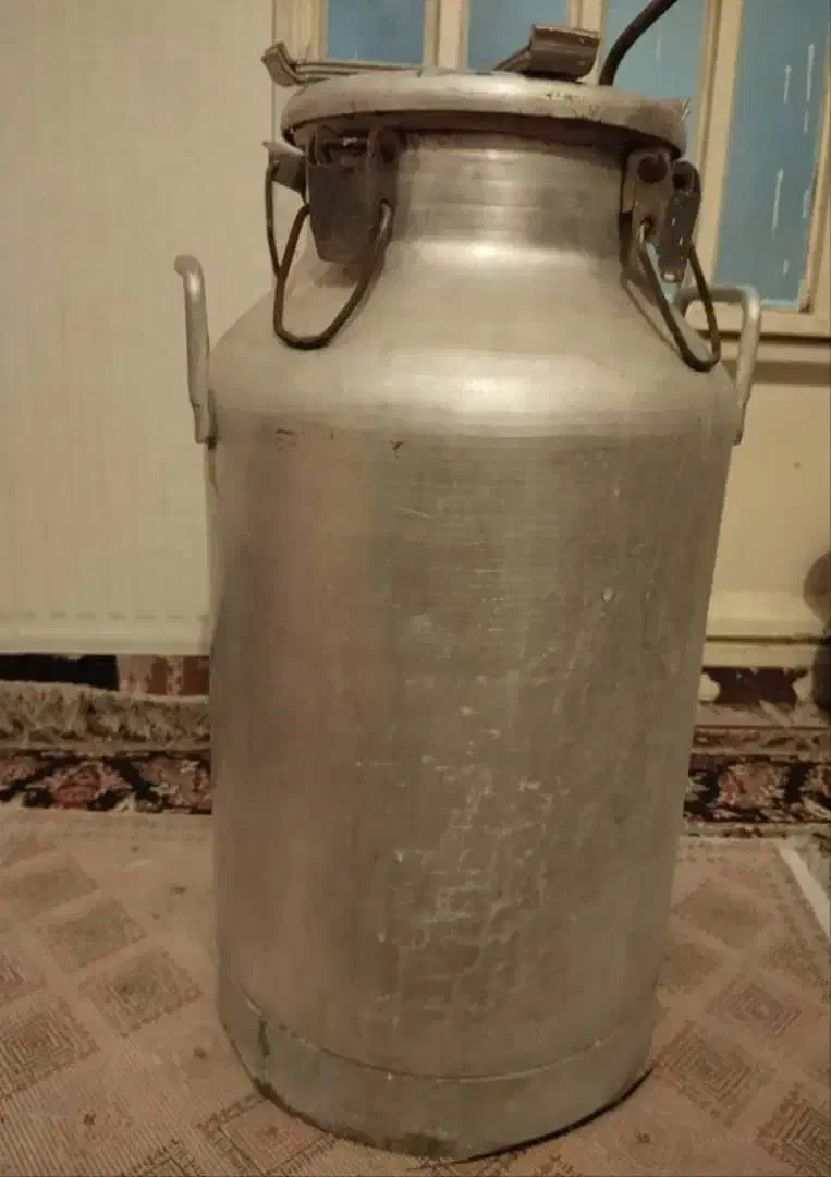 گلاب گیر|ظروف پخت‌وپز|اهواز, کوی مهدیس|دیوار