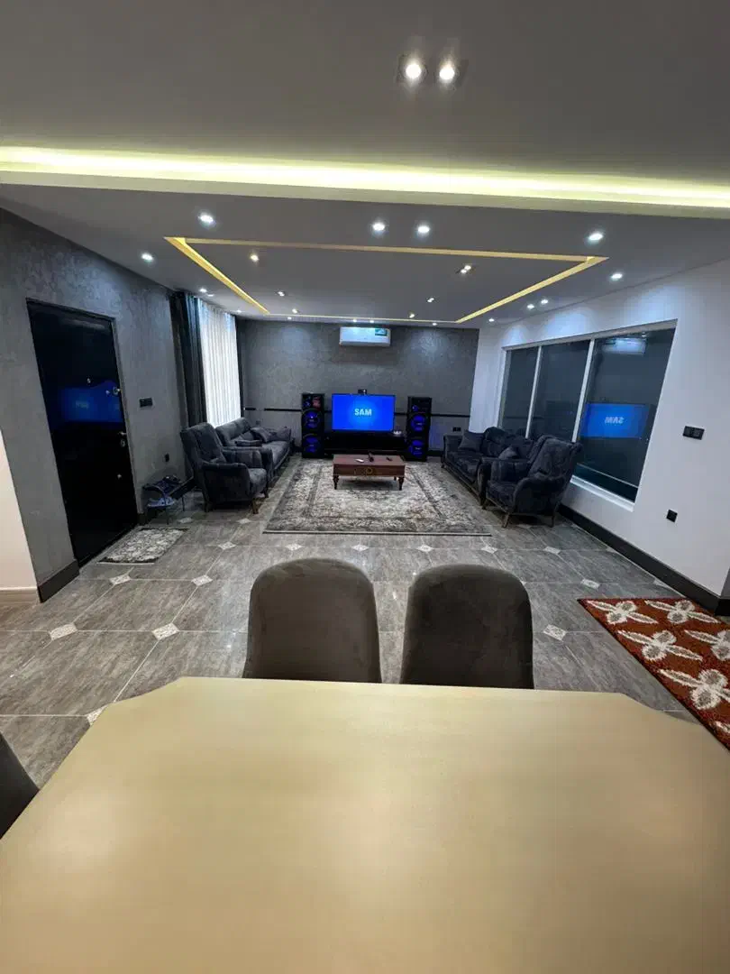 اجاره ویلا لاکچری استخردار|اجارهٔ کوتاه‌مدت ویلا و باغ|محمودآباد, |دیوار