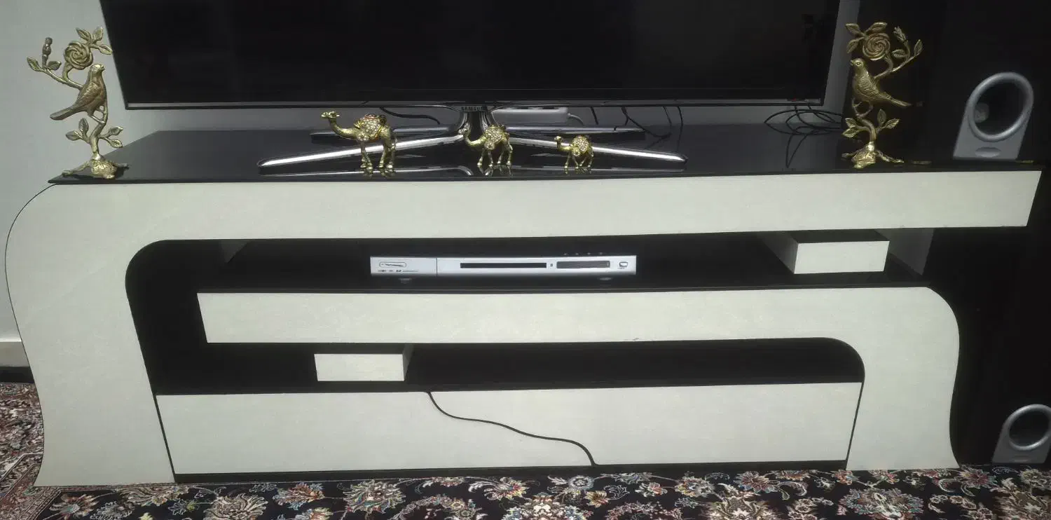 میز تلویزیون سه تیکه|میز تلویزیون|قرچک, زیبا شهر|دیوار