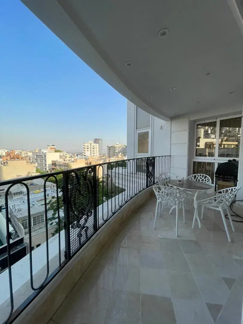 فرمانیه۲۰۰متر۳ خواب/تک واحدی/ ۲ بالکن/تاپ لوکیشن|اجارهٔ آپارتمان|تهران, فرمانیه|دیوار