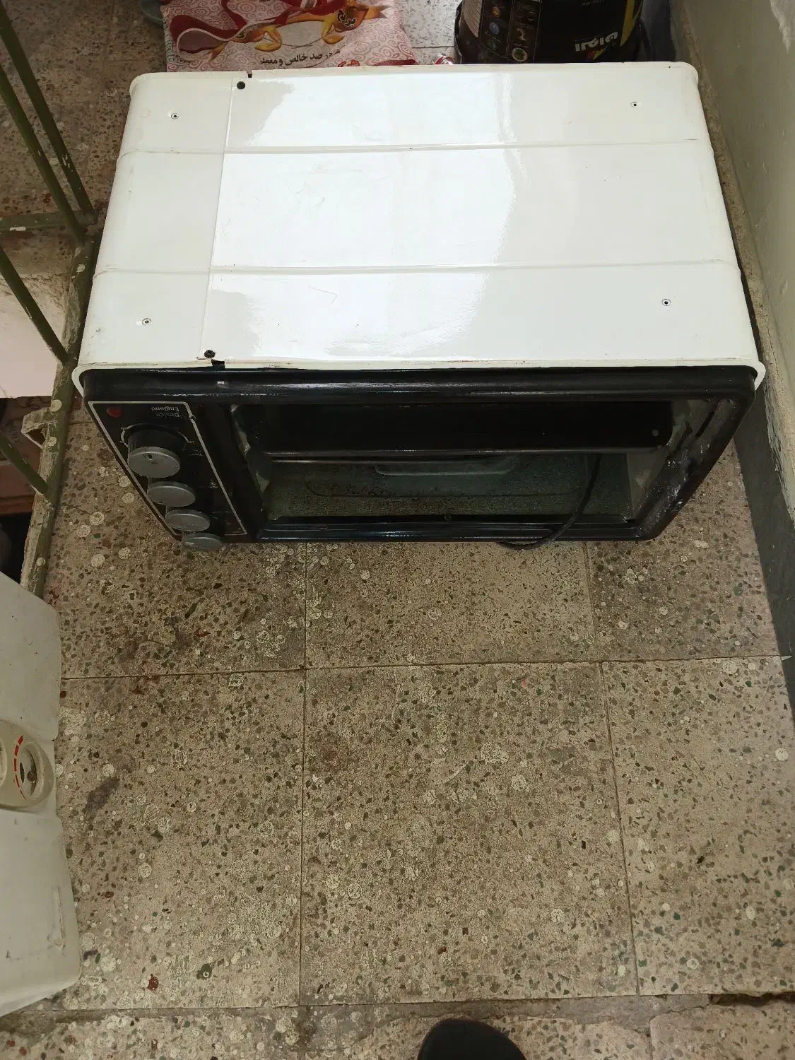 یک عدد ماکروفرمخصوص پیتزا درست کردن و ....|اجاق گاز و لوازم برقی پخت‌وپز|ایلام, |دیوار