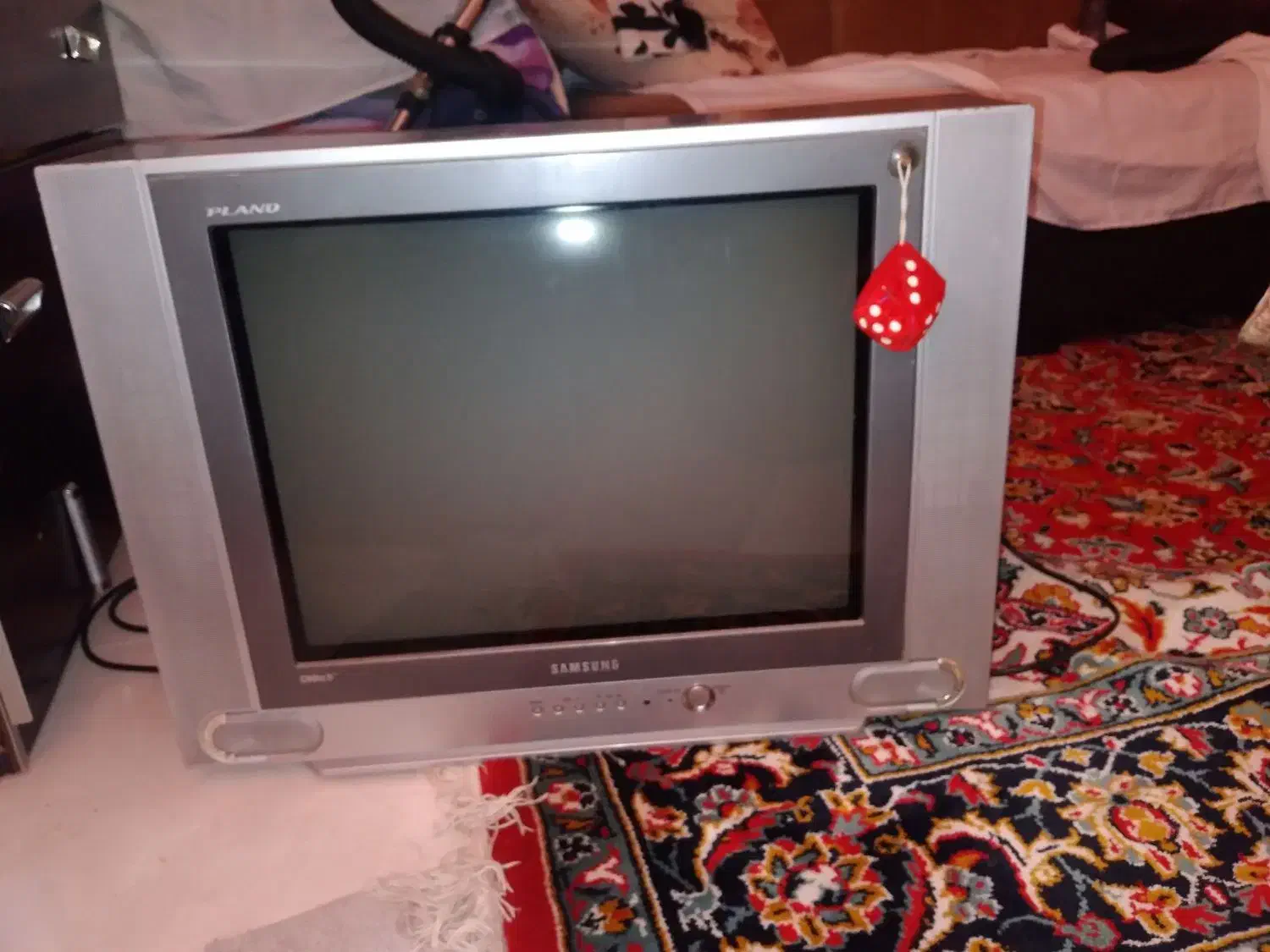 تلویزیون ۲۱ اینچ|تلویزیون و پروژکتور|سمنان, |دیوار